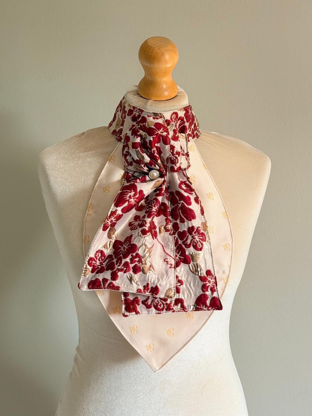 Heritage Claret / Gold Bloom