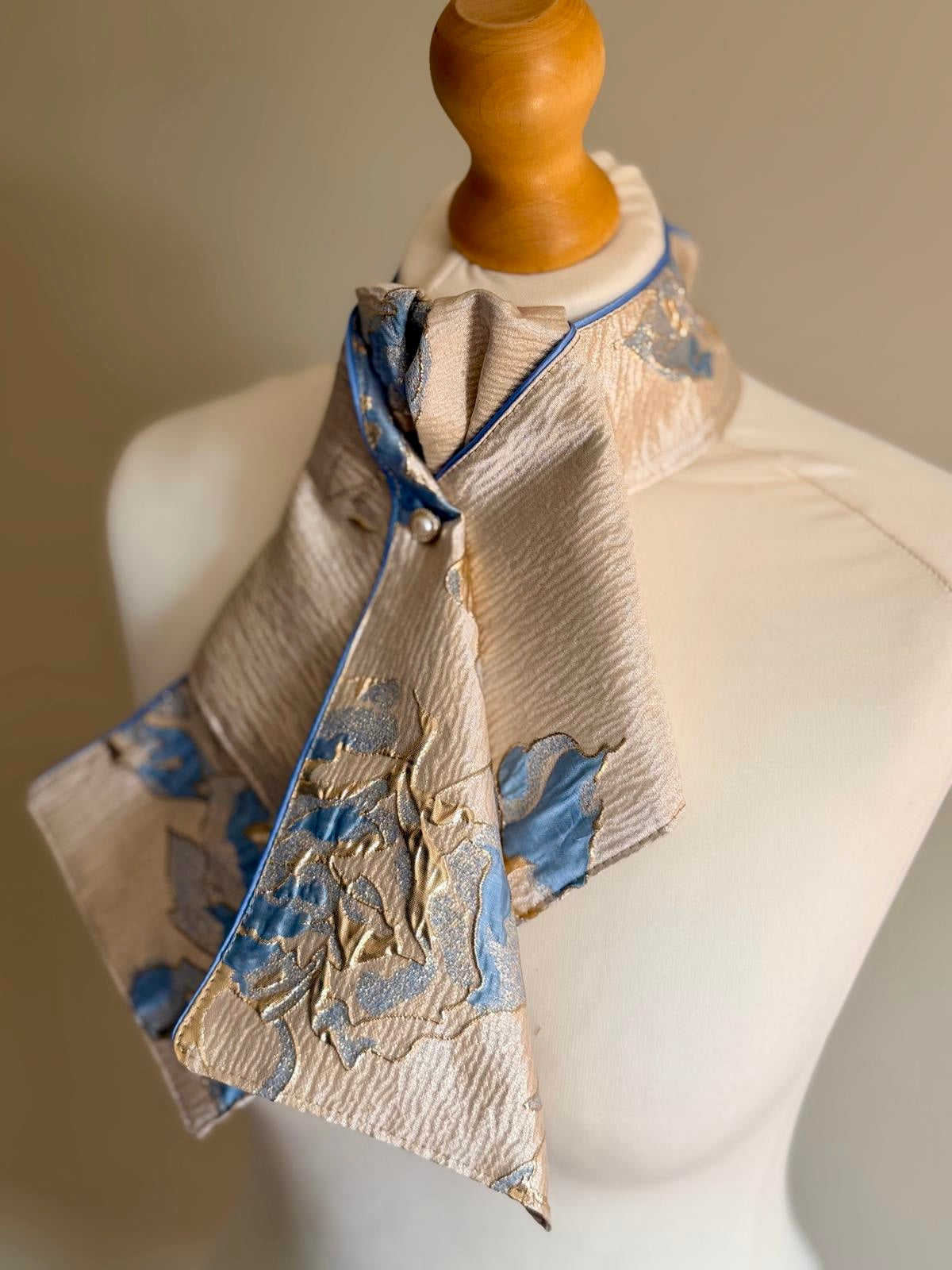 Elegance Powder Blue & Gold