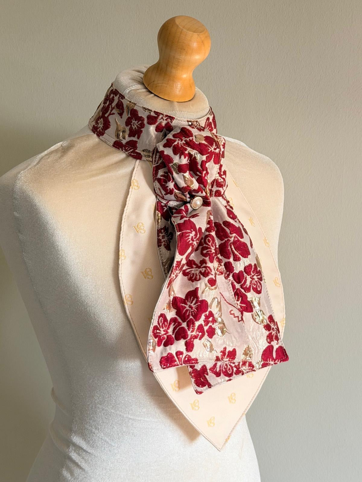 Heritage Claret / Gold Bloom