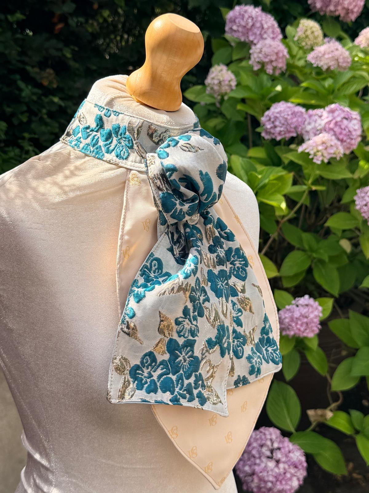 Heritage Teal Gold Bloom