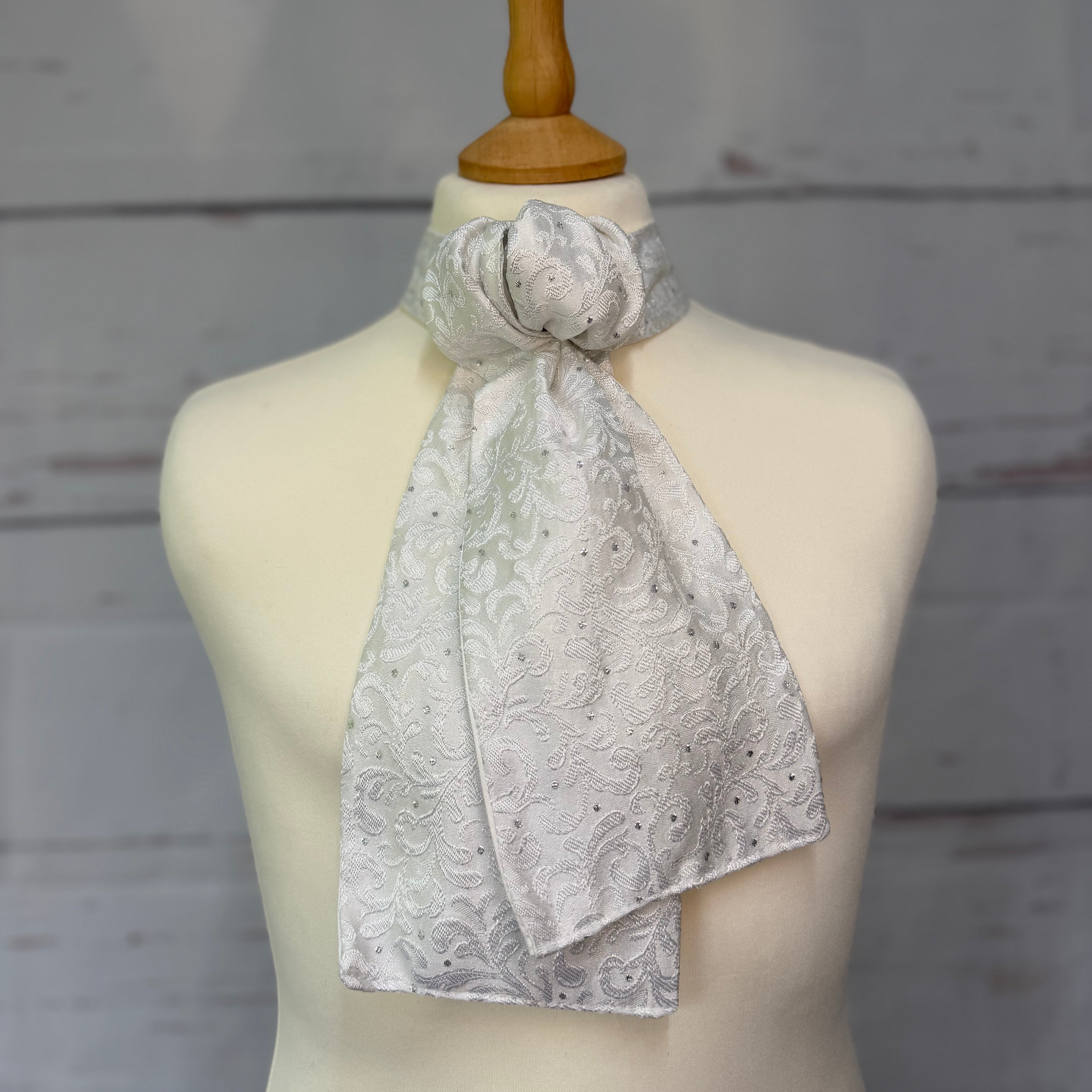Children's Traditional Heritage White/Silver - Ready Tied