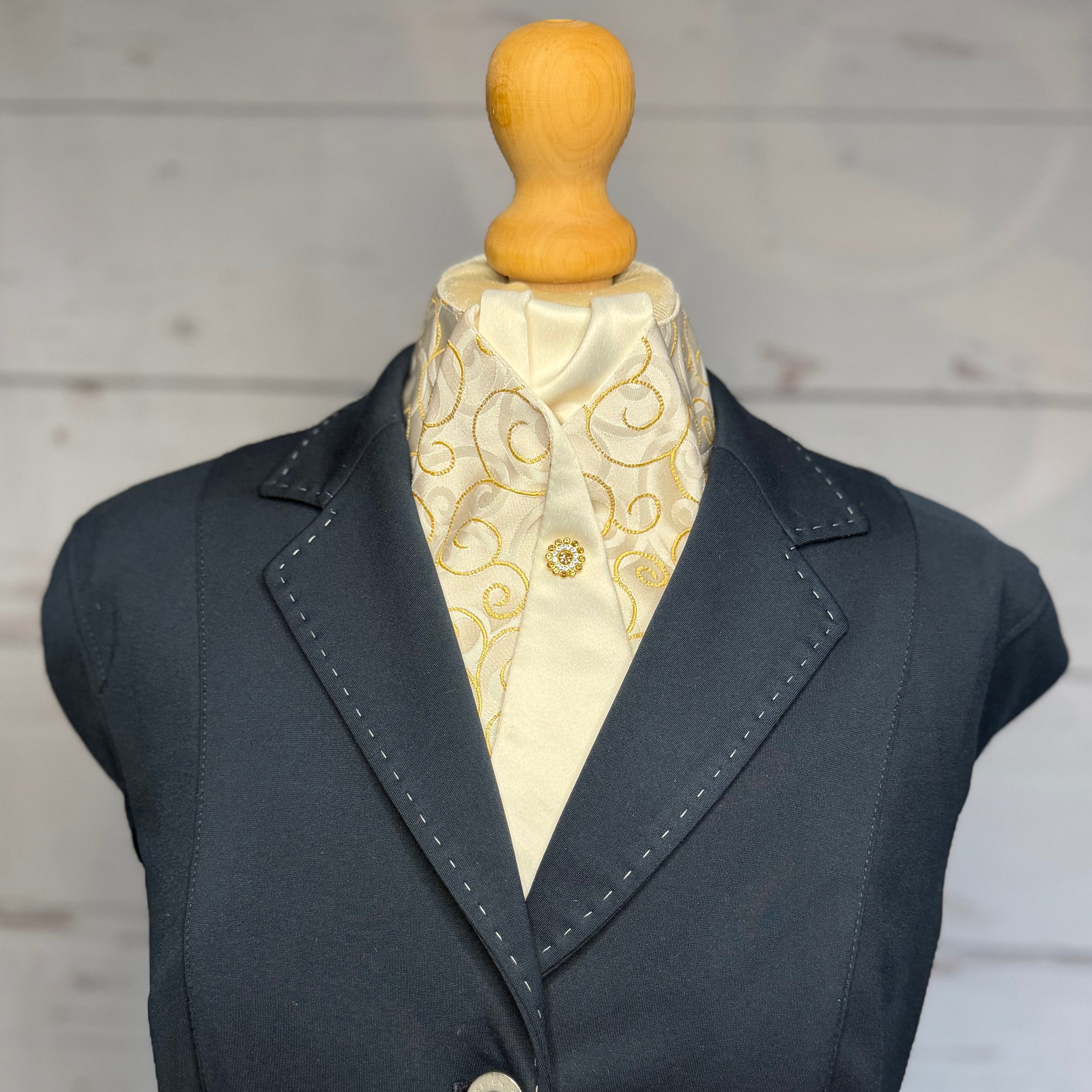 Classic Gold - Ready Tied