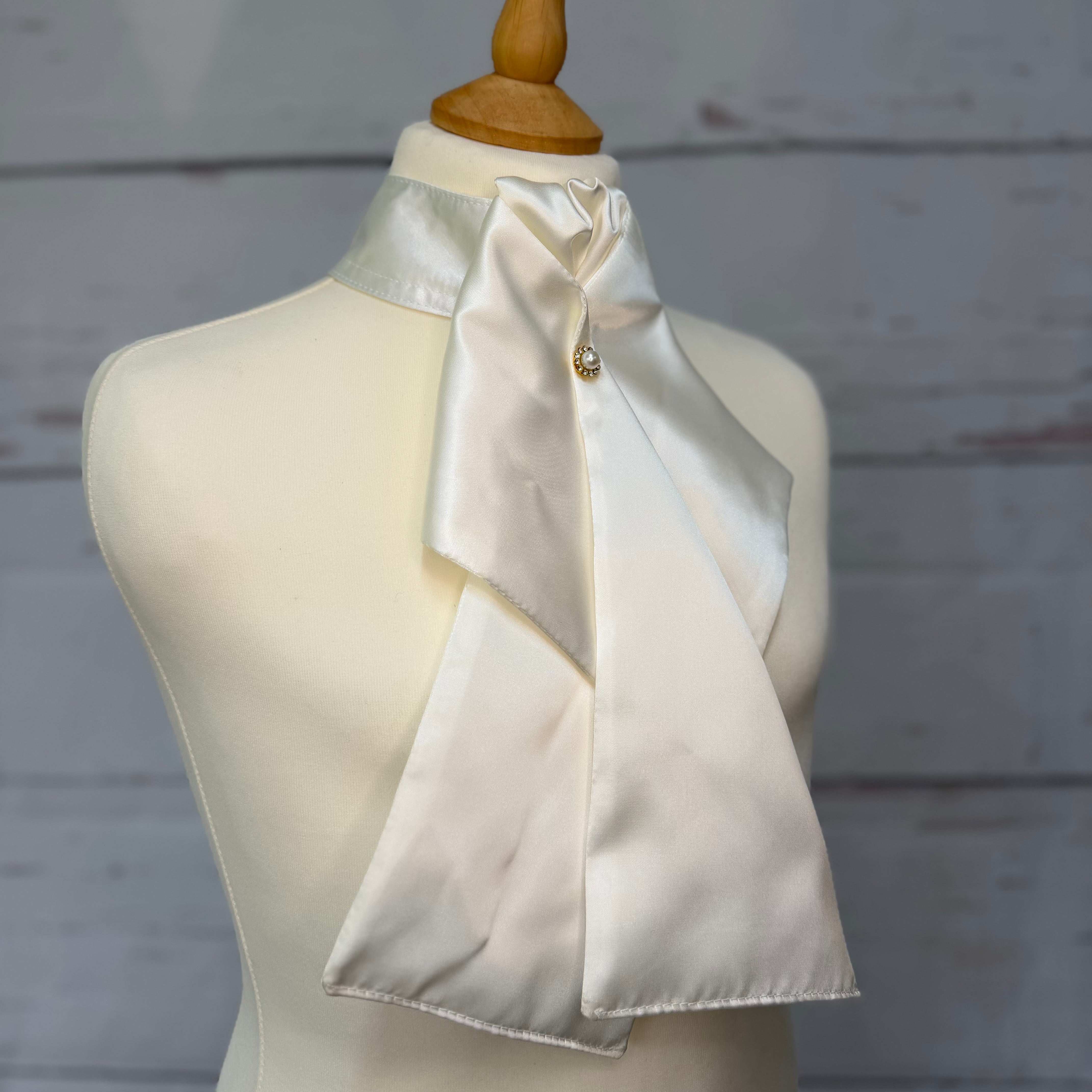 Childrens Classic Satin Ivory - Ready Tied